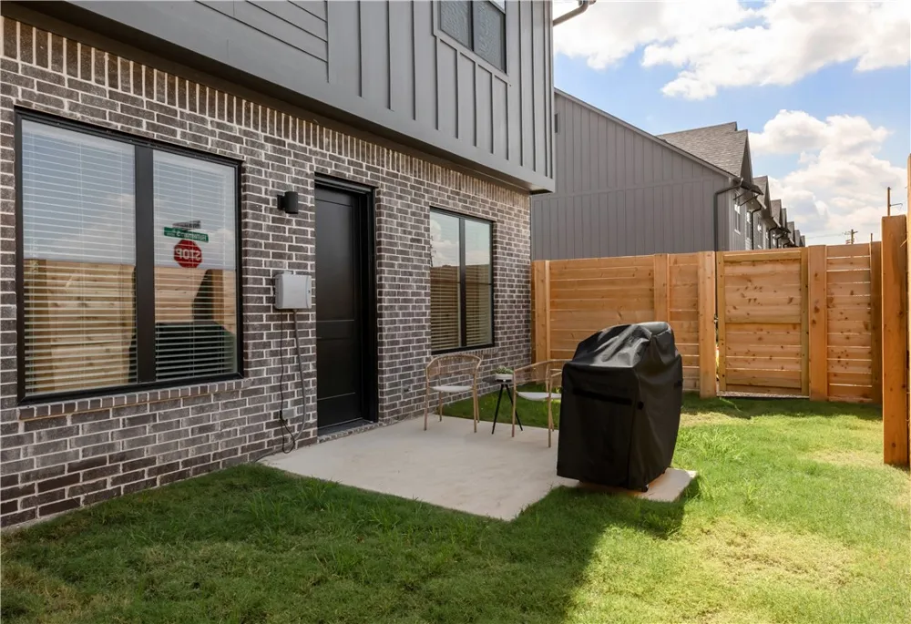 2914 Shepherd #1303 College Station, TX 77840