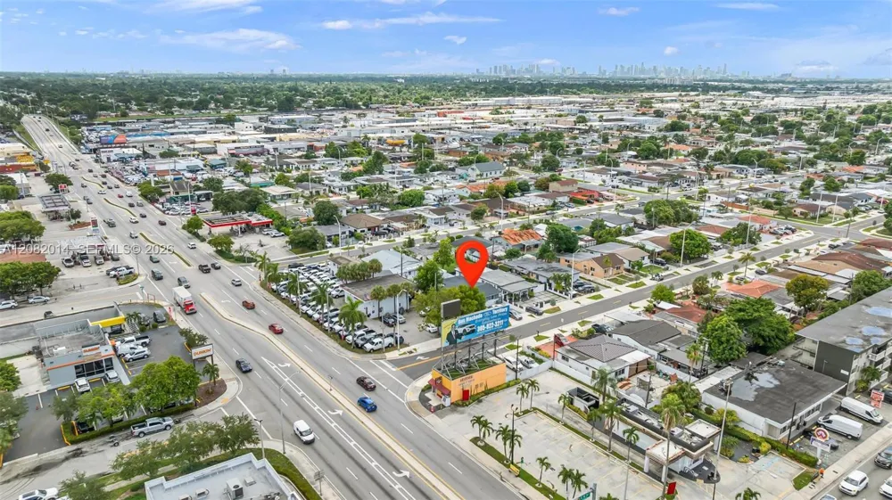 4851 E 8th Ct Hialeah, FL 33013