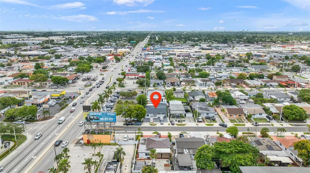 4851 E 8th Ct Hialeah, FL 33013