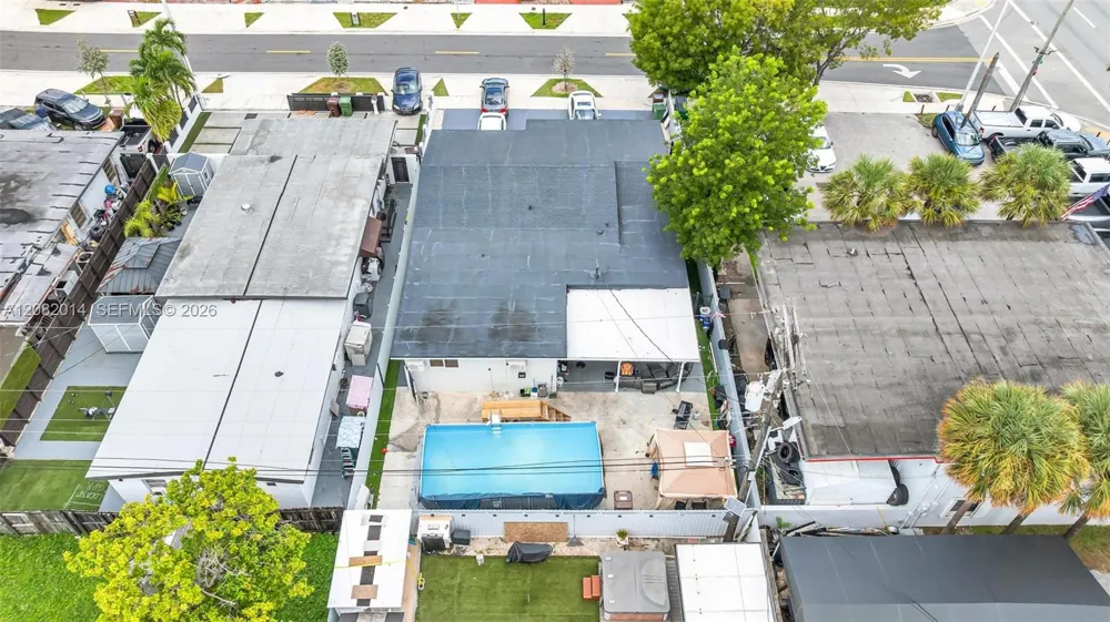 4851 E 8th Ct Hialeah, FL 33013
