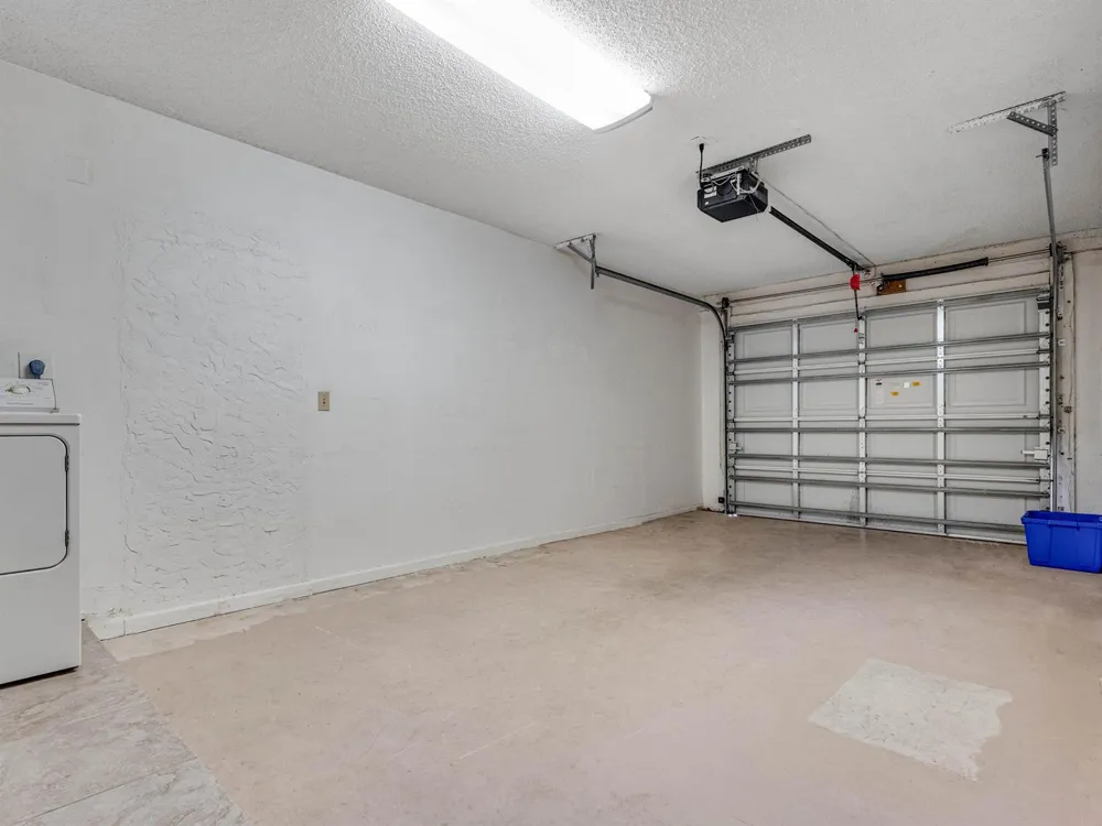 2016 SW Golf Lane SW Boynton Beach, FL 33426
