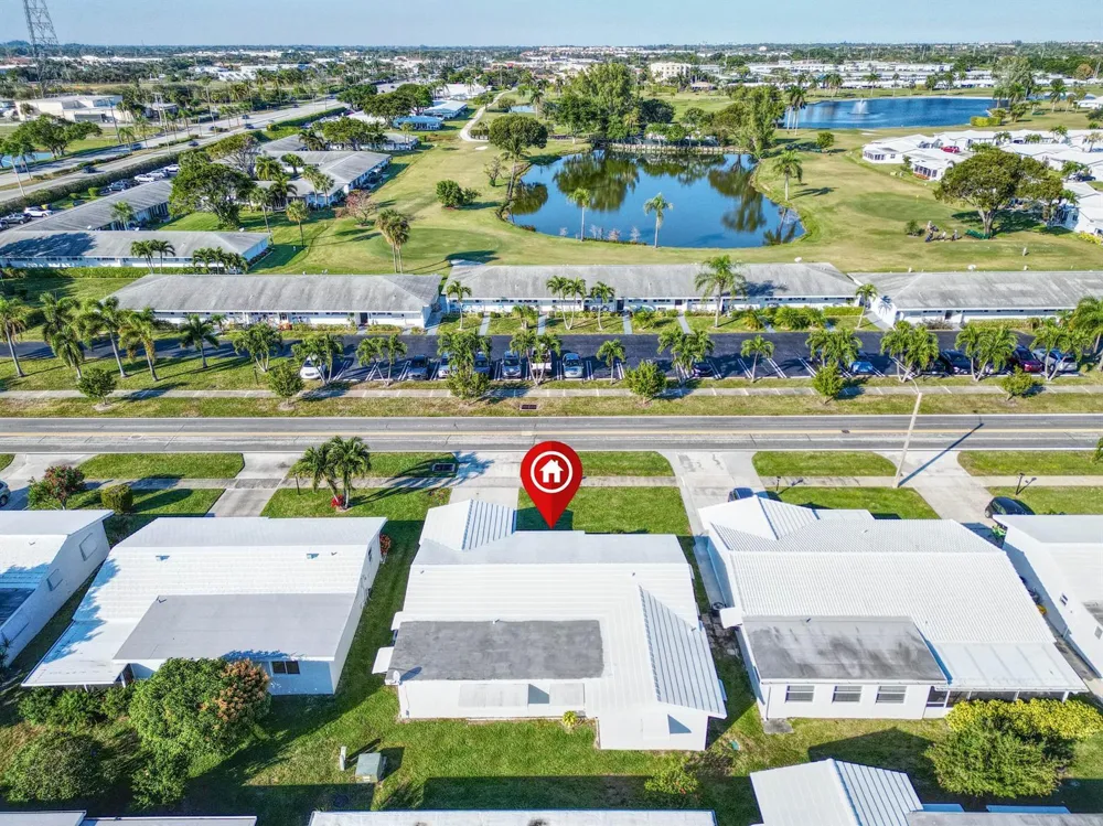 2016 SW Golf Lane SW Boynton Beach, FL 33426