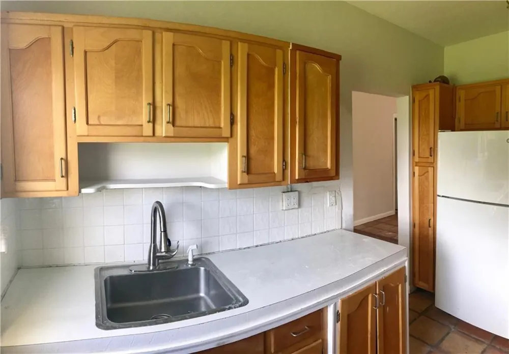 9271 W BAY HARBOR DRIVE #11 Bay Harbor Islands, FL 33154