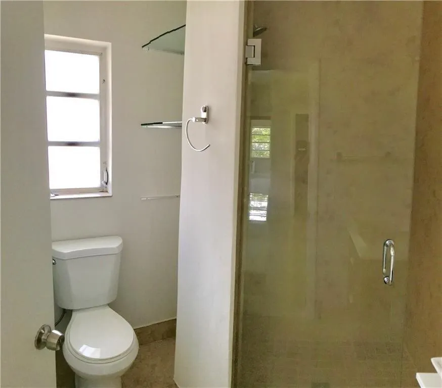 9271 W BAY HARBOR DRIVE #11 Bay Harbor Islands, FL 33154