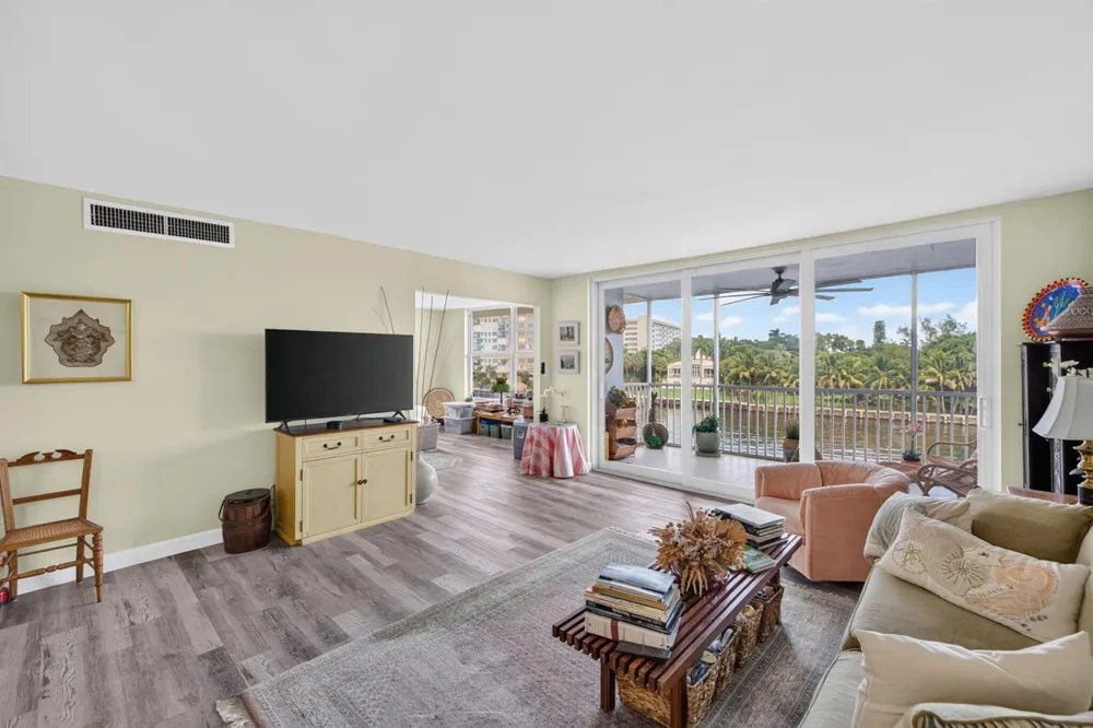 3100 NE 48TH COURT #409 Lighthouse Point, FL 33064