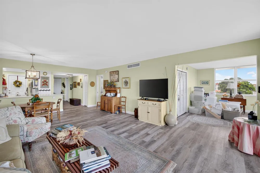 3100 NE 48TH COURT #409 Lighthouse Point, FL 33064