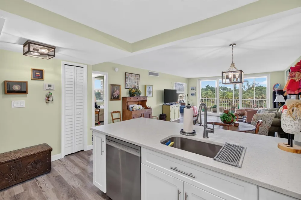 3100 NE 48TH COURT #409 Lighthouse Point, FL 33064