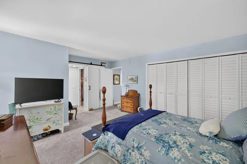 3100 NE 48TH COURT #409 Lighthouse Point, FL 33064