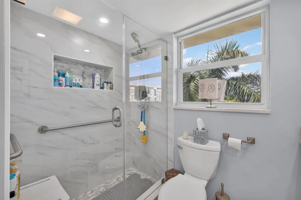 3100 NE 48TH COURT #409 Lighthouse Point, FL 33064