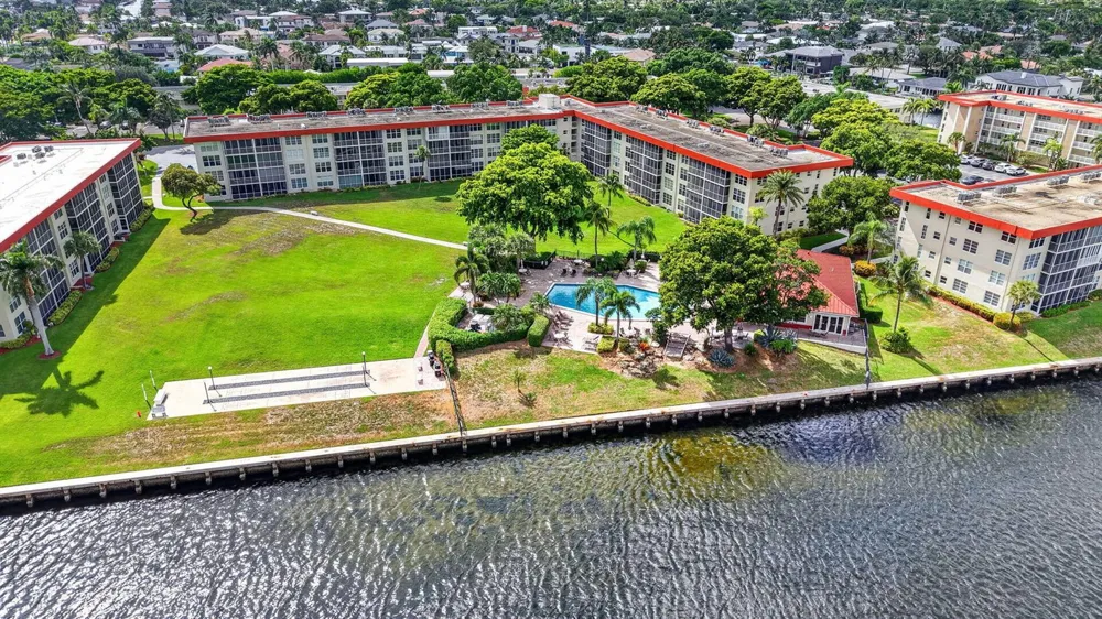 3100 NE 48TH COURT #409 Lighthouse Point, FL 33064