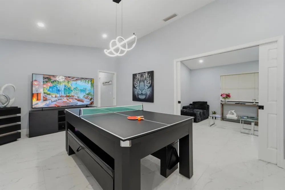 606 JUNIPER PLACE Wellington, FL 33414