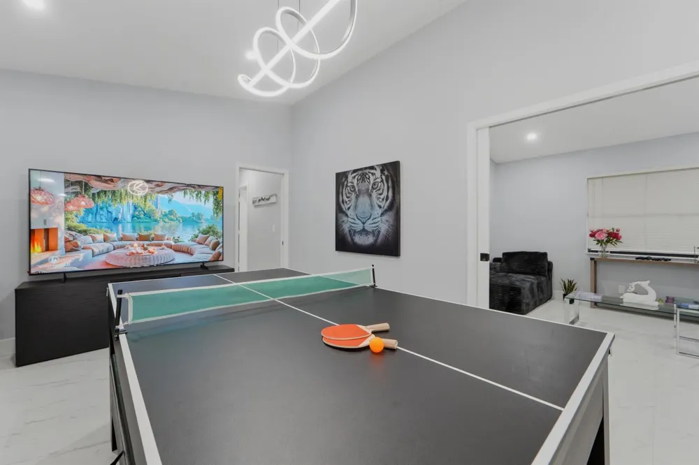 606 JUNIPER PLACE Wellington, FL 33414
