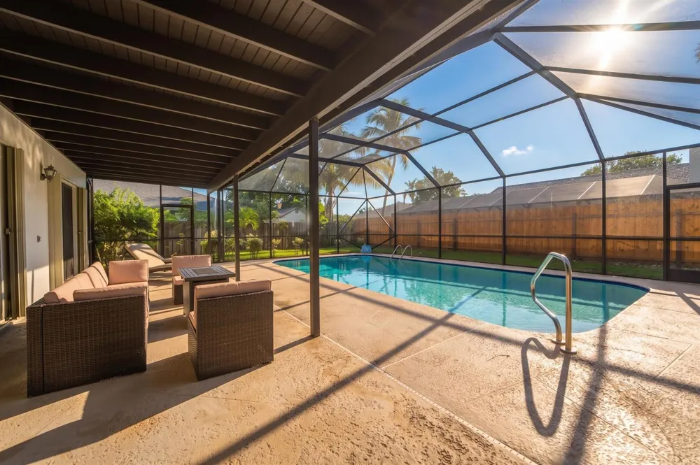 606 JUNIPER PLACE Wellington, FL 33414