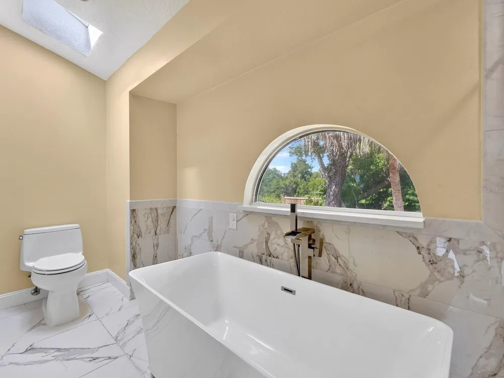 1625 ABRAMS ROAD Eustis, FL 32726