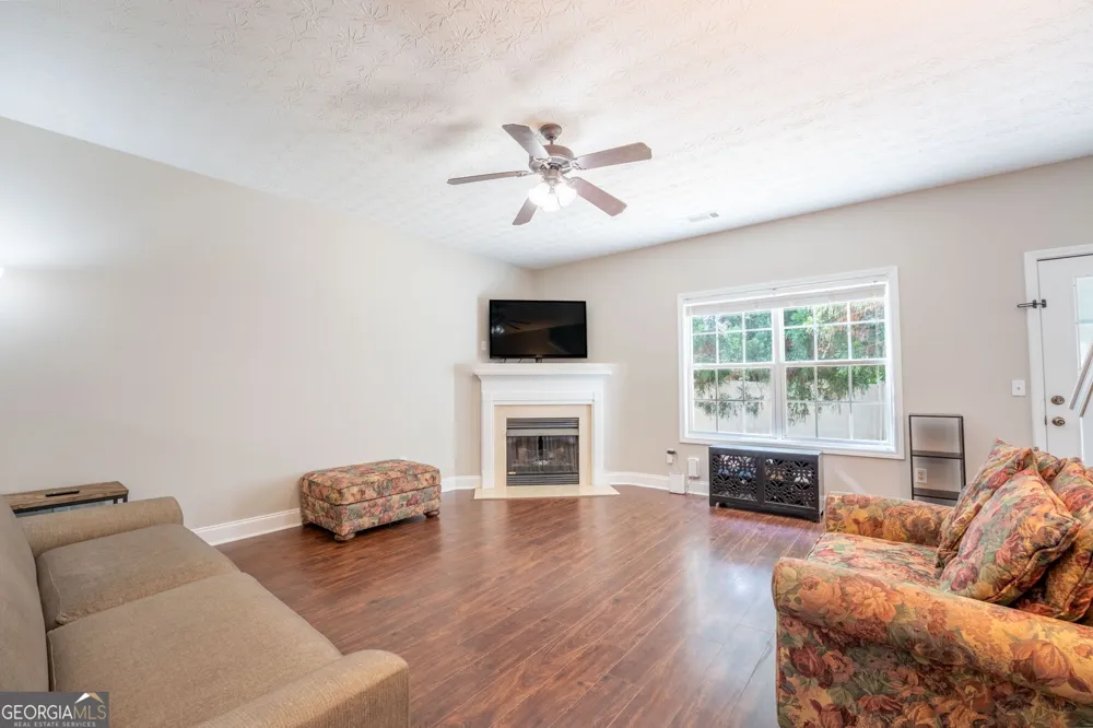 4 Madaline LN Dawsonville, GA 30534