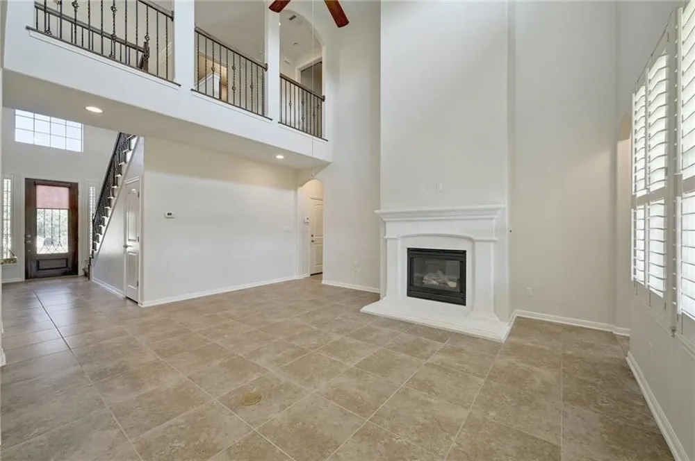 4301 Tambre Bend Austin, TX 78738