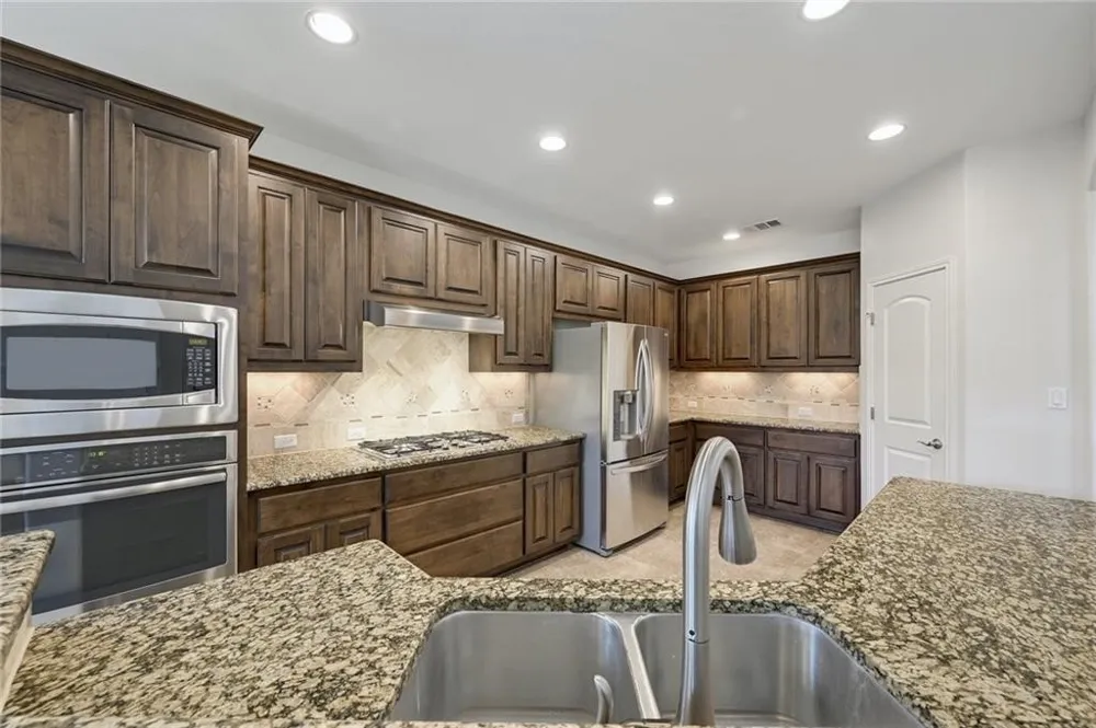4301 Tambre Bend Austin, TX 78738