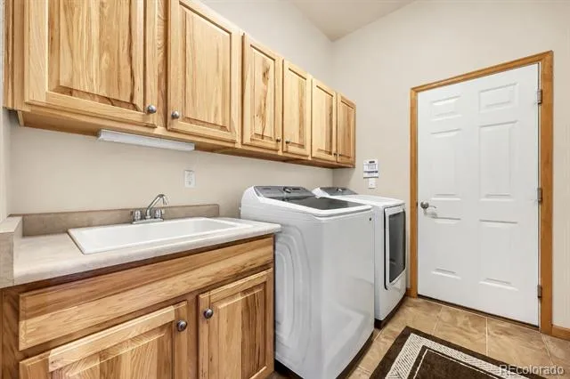 8331 Briar Haven Court Castle Pines, CO 80108