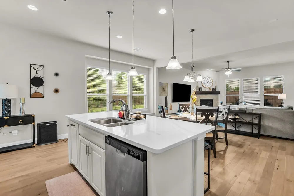 3816 Lochwood Drive Rowlett, TX 75088