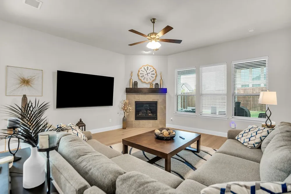 3816 Lochwood Drive Rowlett, TX 75088