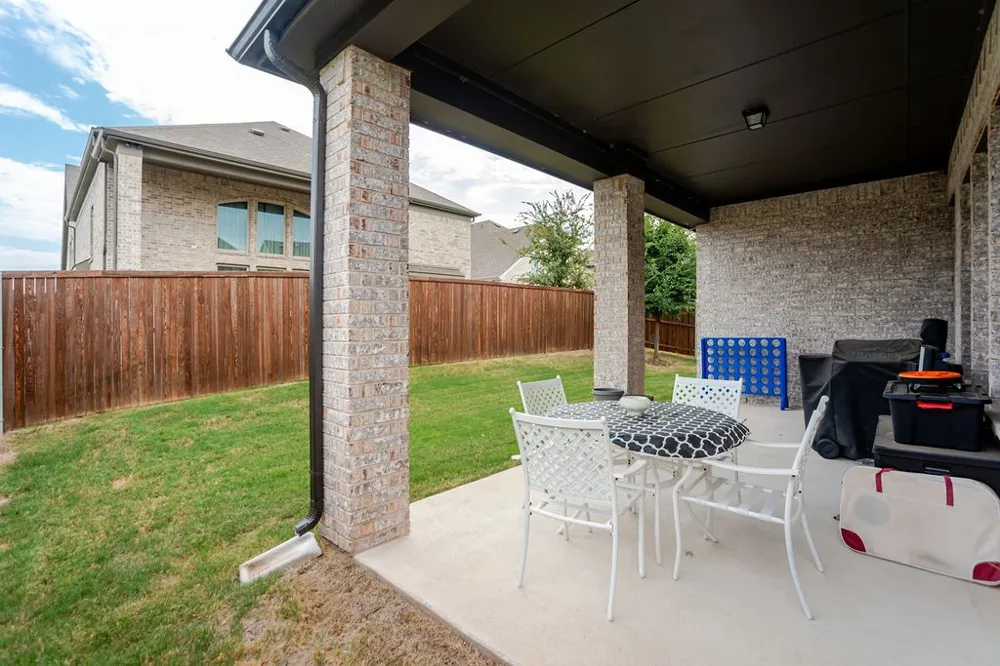 3816 Lochwood Drive Rowlett, TX 75088