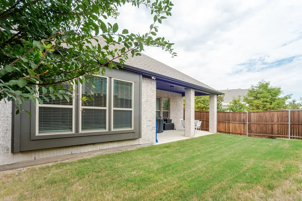 3816 Lochwood Drive Rowlett, TX 75088