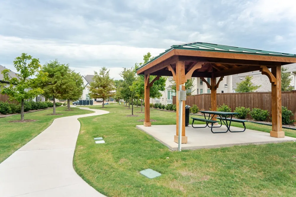 3816 Lochwood Drive Rowlett, TX 75088