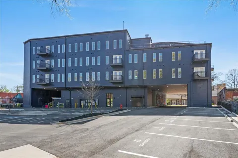 456 Flat Shoals Avenue SE #207