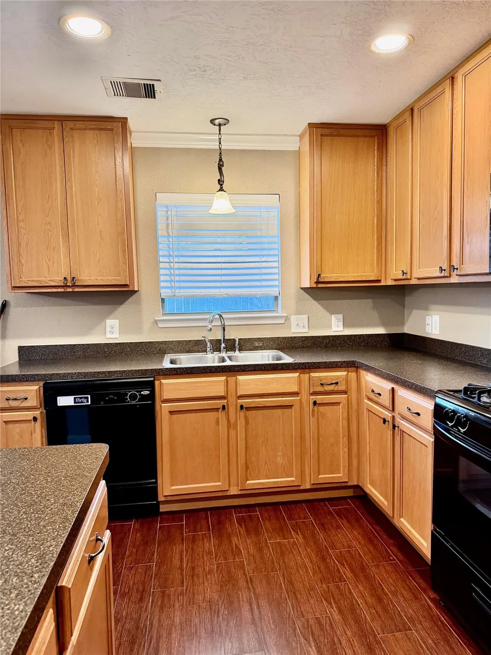 16010 Limestone Lake Drive Tomball, TX 77377
