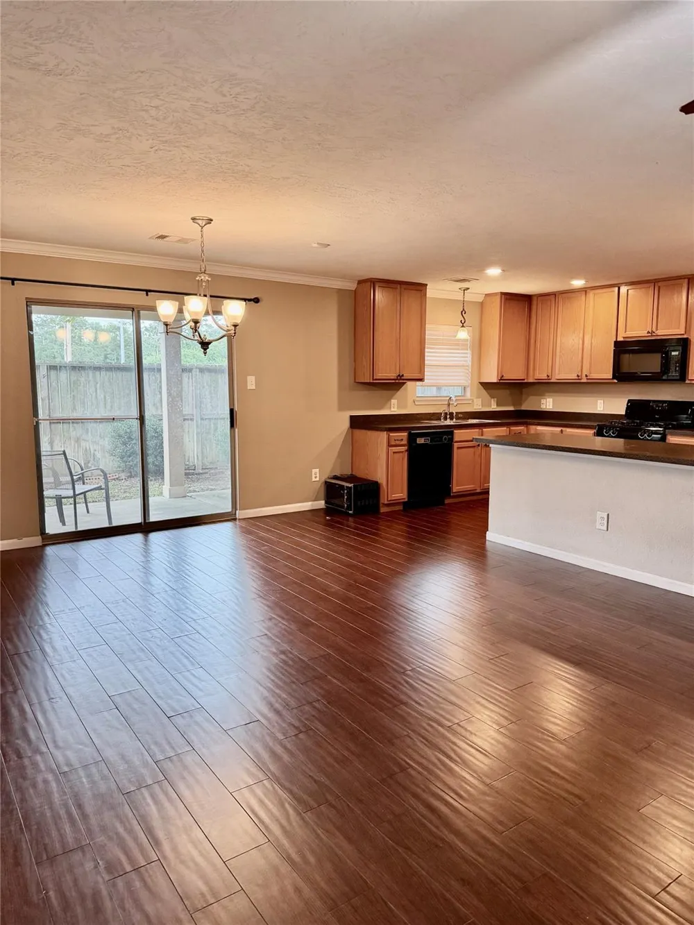 16010 Limestone Lake Drive Tomball, TX 77377
