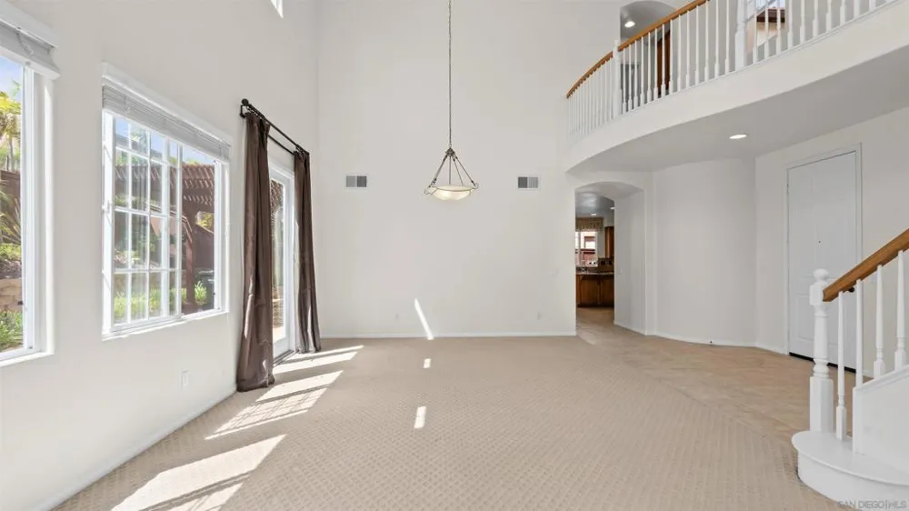 371 Camino Carta San Marcos, CA 92078