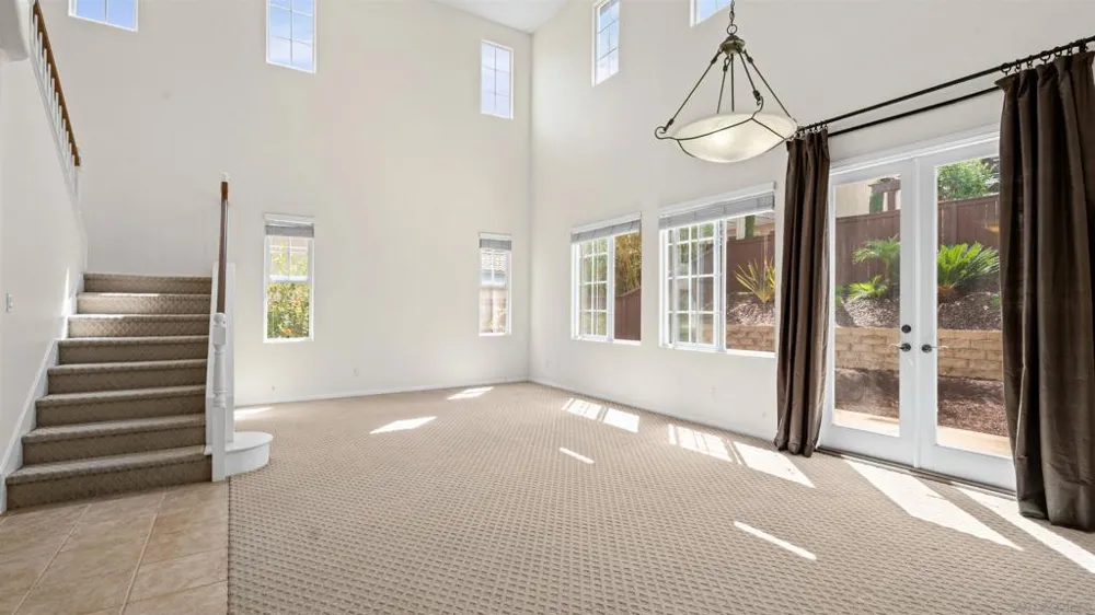 371 Camino Carta San Marcos, CA 92078