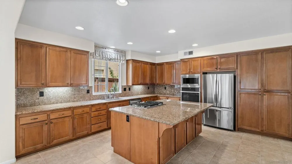 371 Camino Carta San Marcos, CA 92078