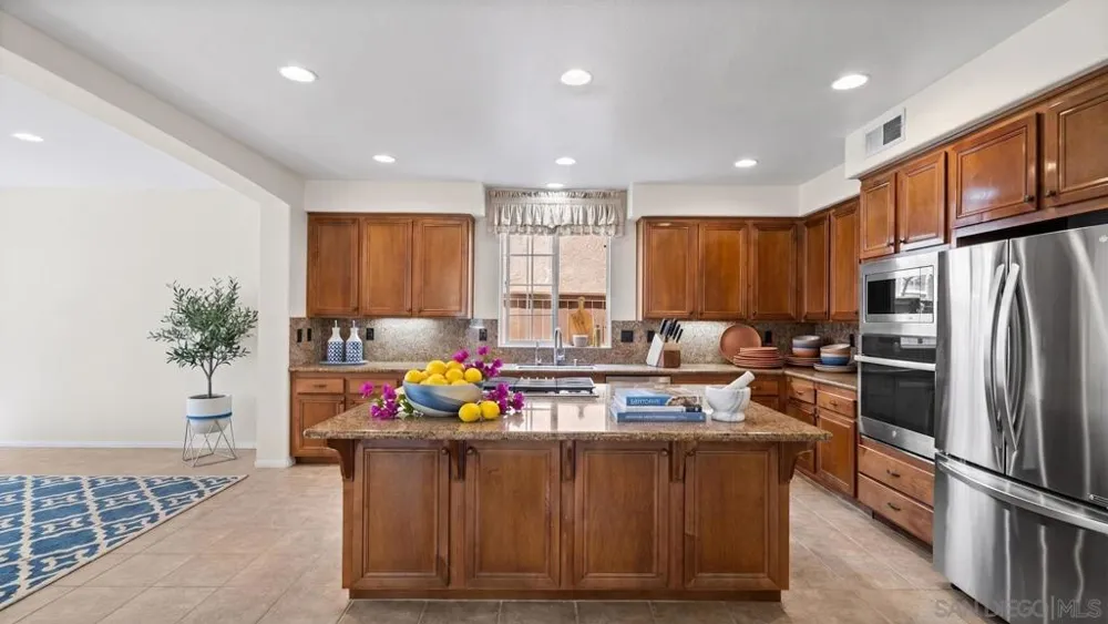 371 Camino Carta San Marcos, CA 92078