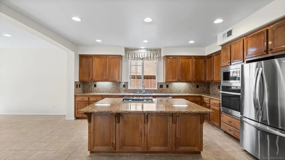 371 Camino Carta San Marcos, CA 92078