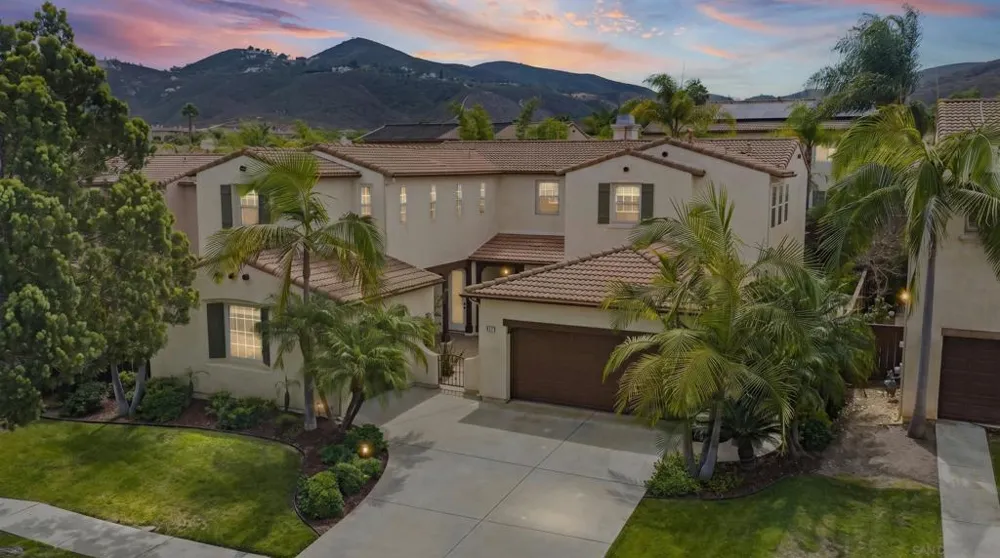 371 Camino Carta San Marcos, CA 92078