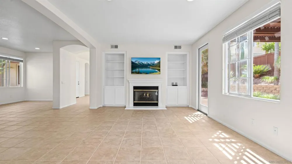 371 Camino Carta San Marcos, CA 92078