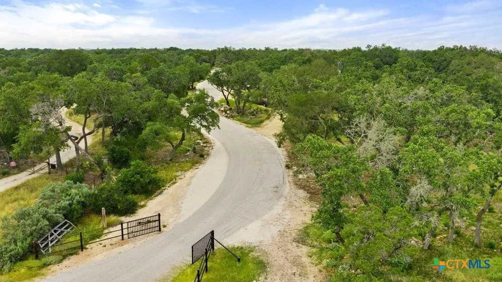 8 Cypress Cove Road Spring Branch, TX 78070