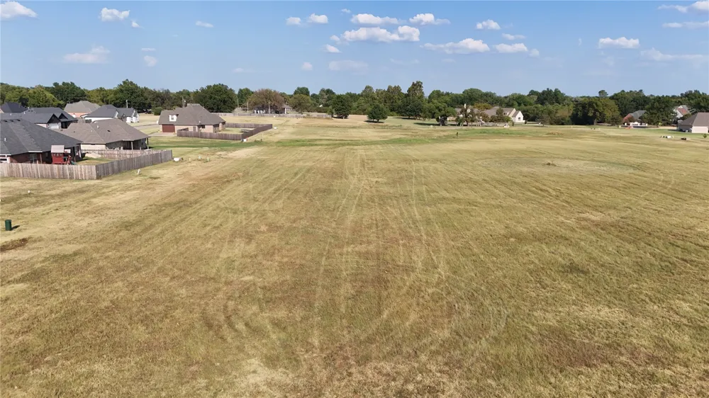 E Wilson Avenue Cushing, OK 74023