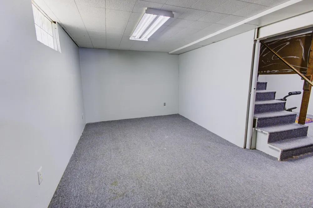 2504 Logan Avenue Kalamazoo City, MI 49008