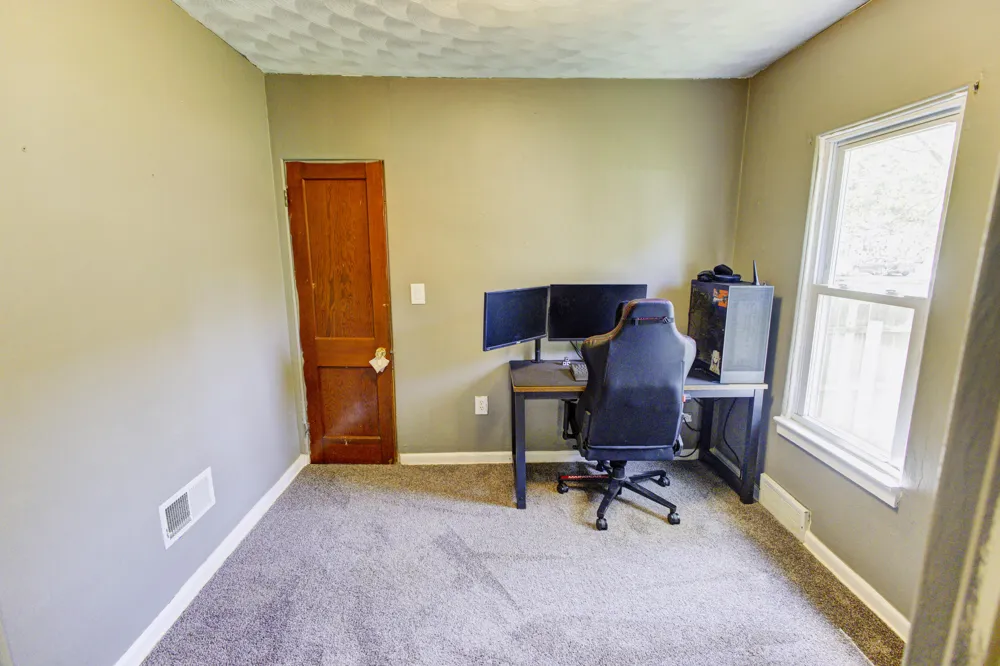2504 Logan Avenue Kalamazoo City, MI 49008
