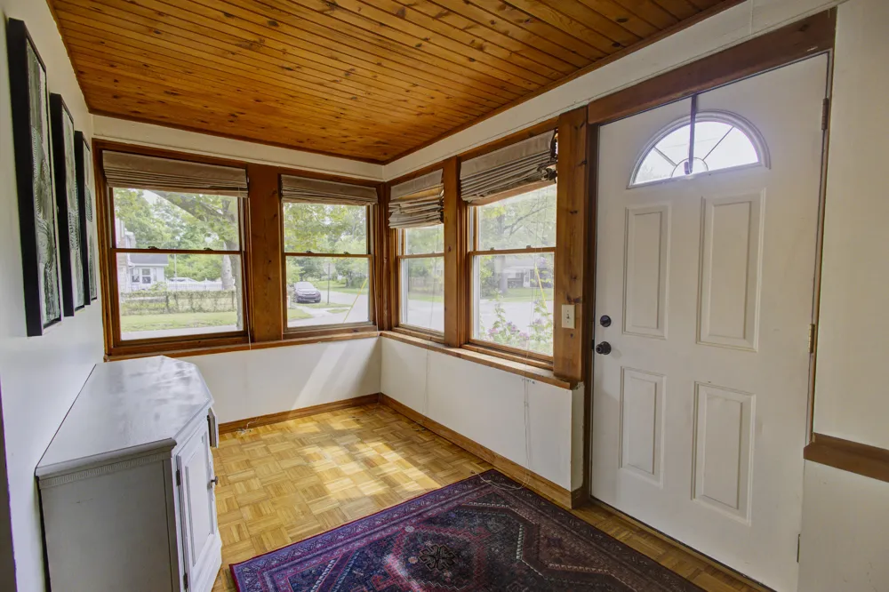 2504 Logan Avenue Kalamazoo City, MI 49008