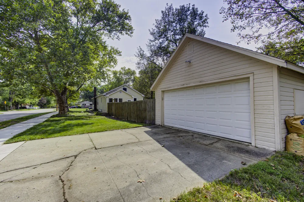 2504 Logan Avenue Kalamazoo City, MI 49008