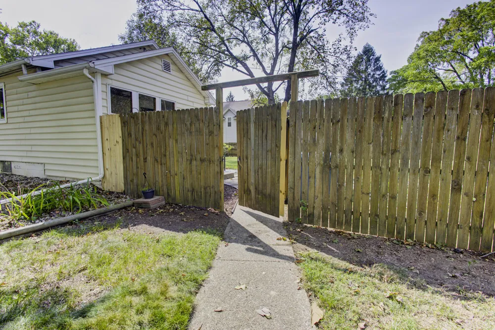 2504 Logan Avenue Kalamazoo City, MI 49008