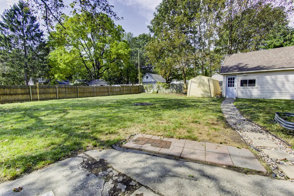 2504 Logan Avenue Kalamazoo City, MI 49008