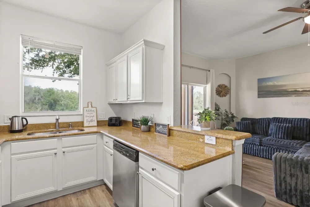 3214 CALABRIA AVENUE #3214 Davenport, FL 33897