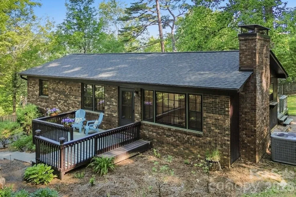 38 Nixon Terrace Asheville, NC 28805