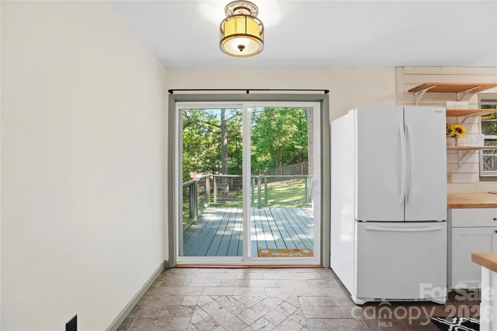 38 Nixon Terrace Asheville, NC 28805