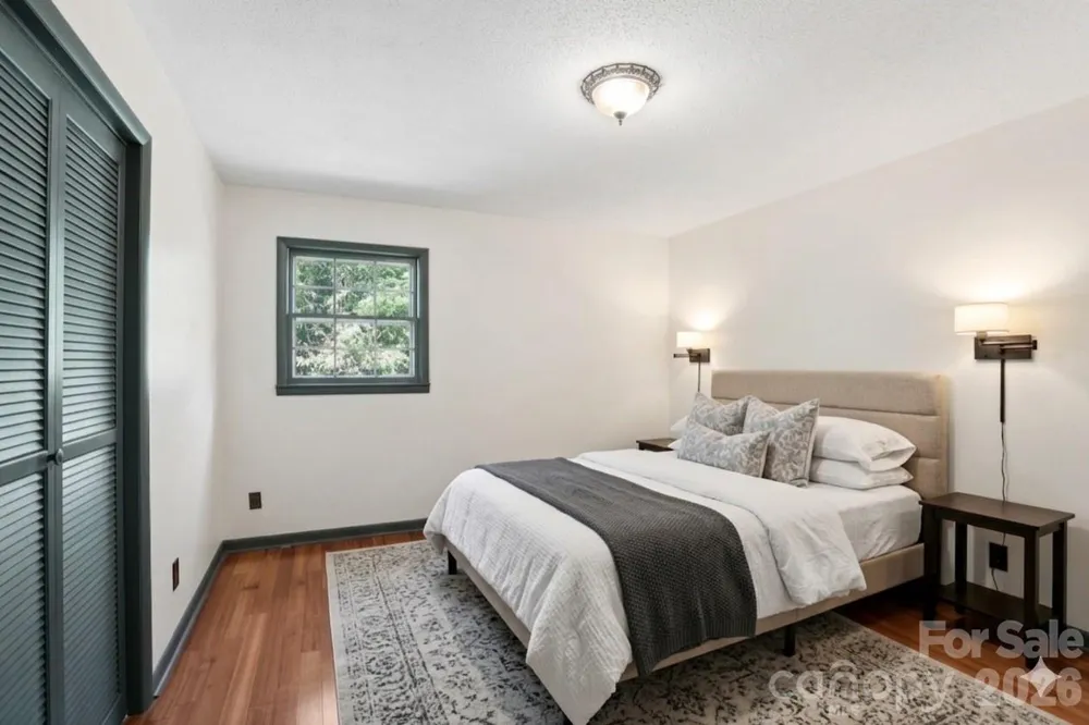 38 Nixon Terrace Asheville, NC 28805