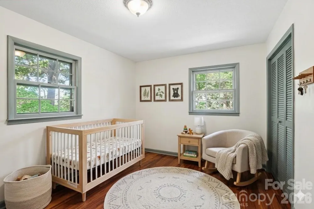 38 Nixon Terrace Asheville, NC 28805